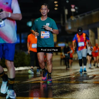 Runner Photo 7794764