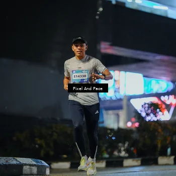 Runner Photo 7794773