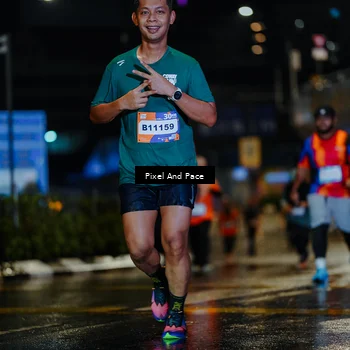 Runner Photo 7794778