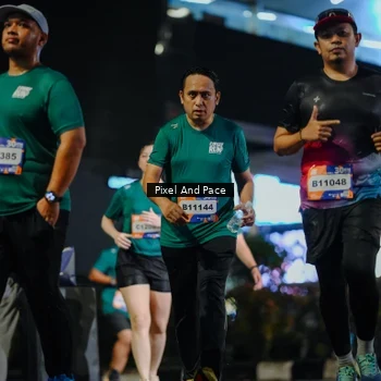 Runner Photo 7794782