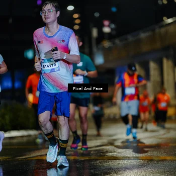 Runner Photo 7794819