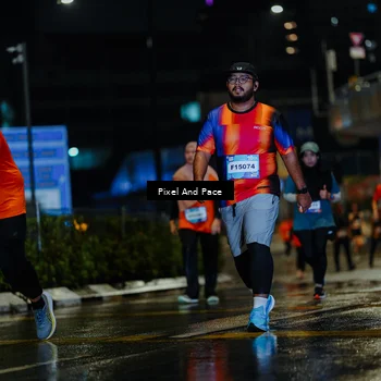 Runner Photo 7794828