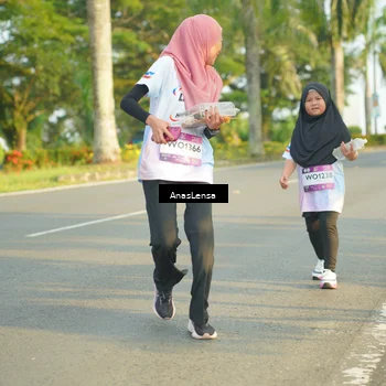 Runner Photo 7794831