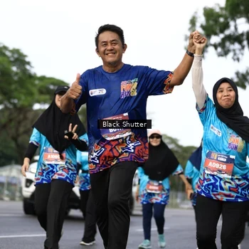 Runner Photo 7794832