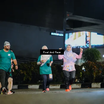 Runner Photo 7794878