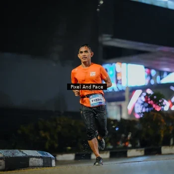 Runner Photo 7794880