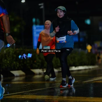 Runner Photo 7794883