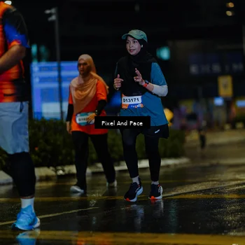Runner Photo 7794894