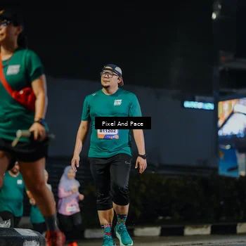 Runner Photo 7794945