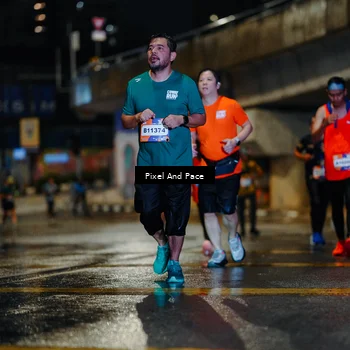 Runner Photo 7794964