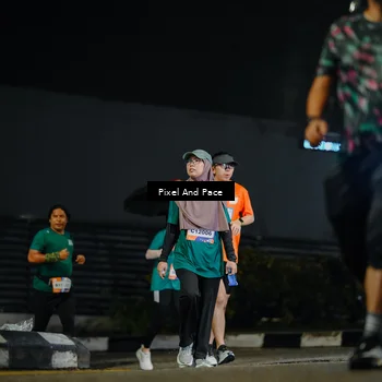 Runner Photo 7794967