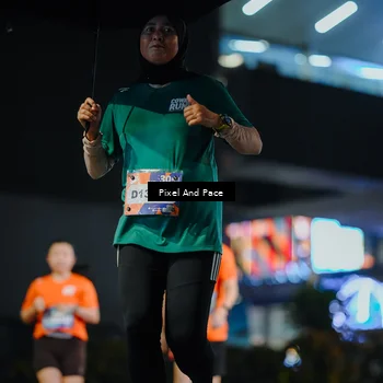 Runner Photo 7794993