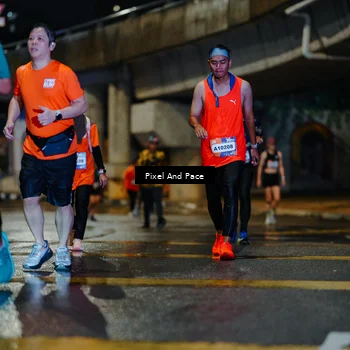 Runner Photo 7795002