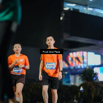 Runner Photo 7795005