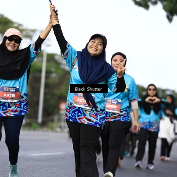 Runner Photo 7795009