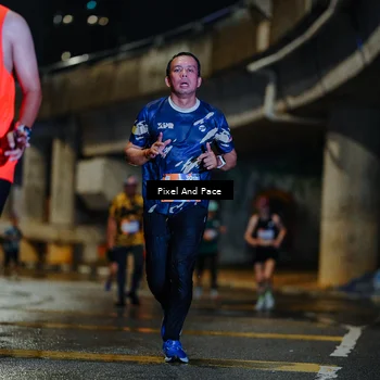 Runner Photo 7795012