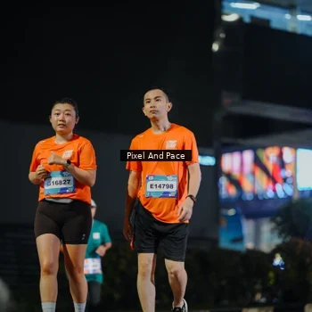 Runner Photo 7795015