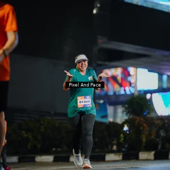 Runner Photo 7795025