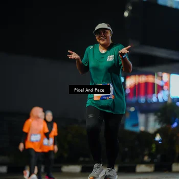 Runner Photo 7795048