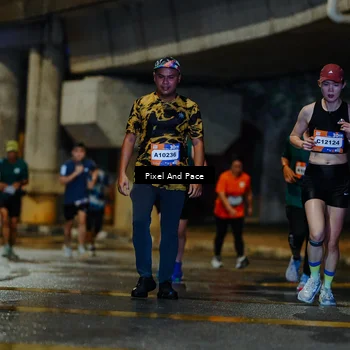 Runner Photo 7795049