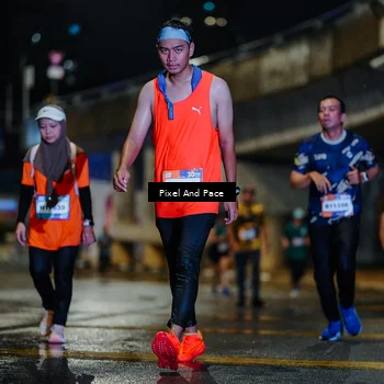 Runner Photo 7795051