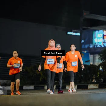 Runner Photo 7795052