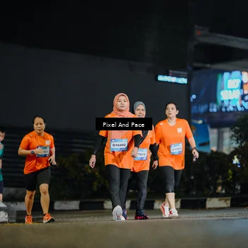 Runner Photo 7795057