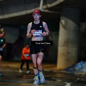 Runner Photo 7795059