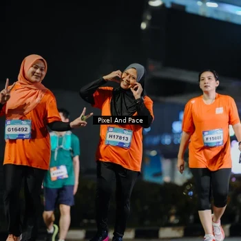 Runner Photo 7795083