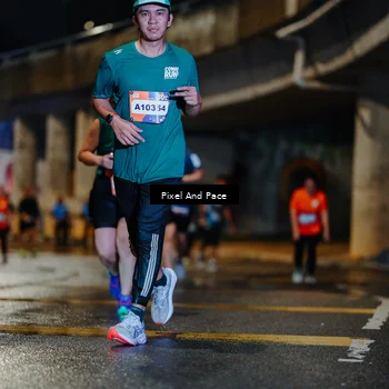Runner Photo 7795084