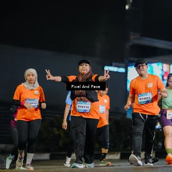 Runner Photo 7795101
