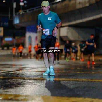 Runner Photo 7795111