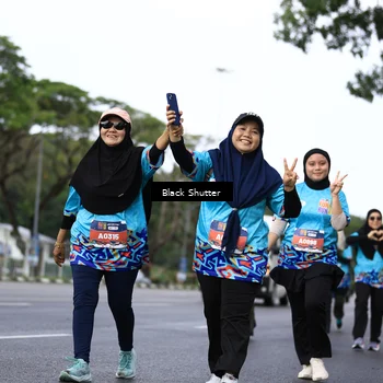 Runner Photo 7795124