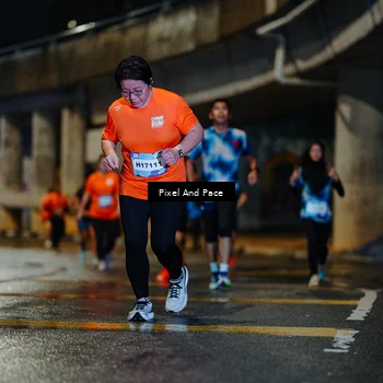 Runner Photo 7795134