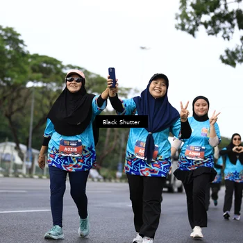Runner Photo 7795142