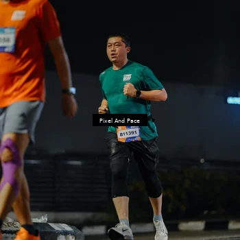 Runner Photo 7795181