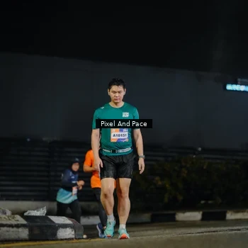 Runner Photo 7795187