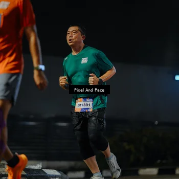Runner Photo 7795196