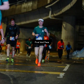 Runner Photo 7795209