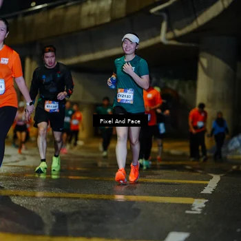 Runner Photo 7795213