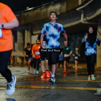 Runner Photo 7795230