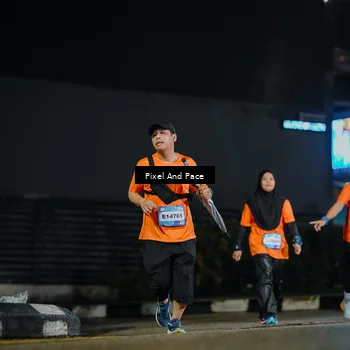 Runner Photo 7795243