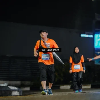 Runner Photo 7795251