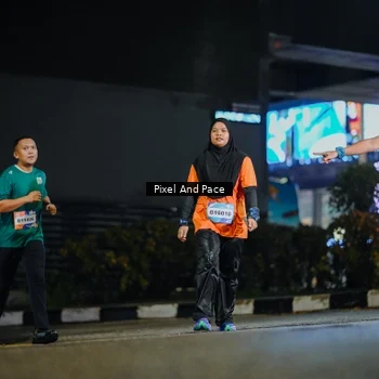 Runner Photo 7795284
