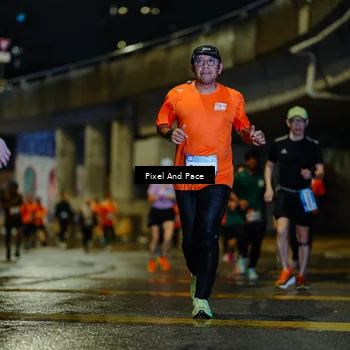 Runner Photo 7795292
