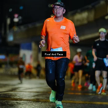 Runner Photo 7795300