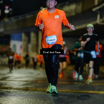 Runner Photo 7795305