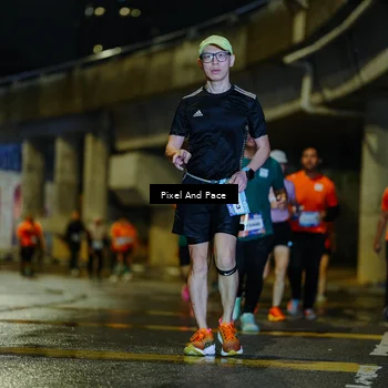 Runner Photo 7795325