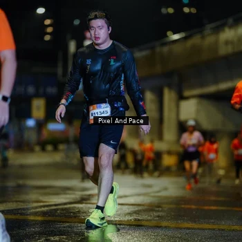 Runner Photo 7795332
