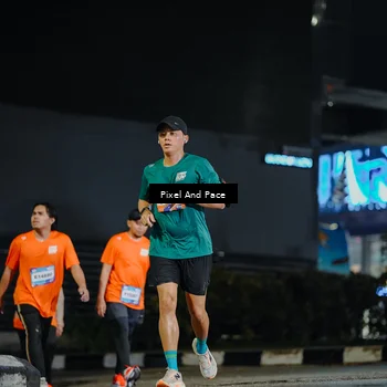 Runner Photo 7795341